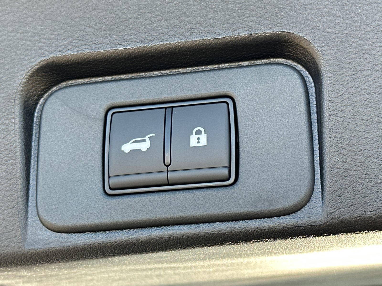 New 2026 Nissan Rogue SV image 19