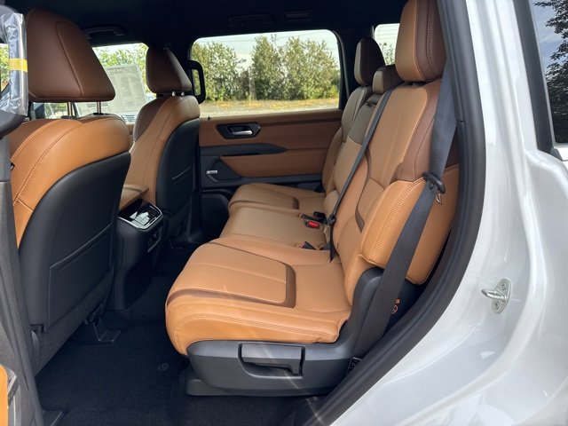 New 2026 Nissan Armada SL image 13