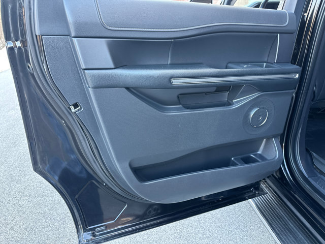 Used 2023 Ford Expedition Max XLT image 29