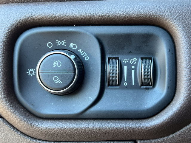 Used 2025 RAM 1500 Laramie w/ Bed Utility Group AWD/4WD image 25