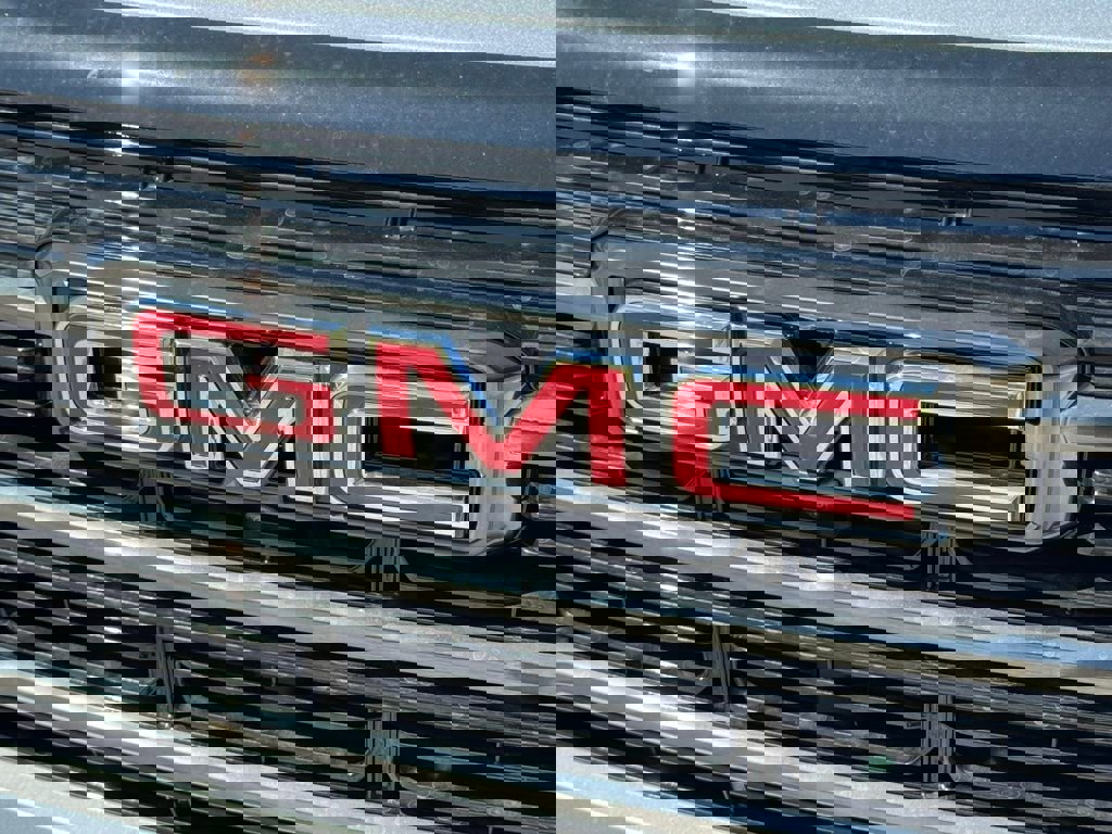 New 2026 GMC Terrain AT4 w/ Technology Package II image 7