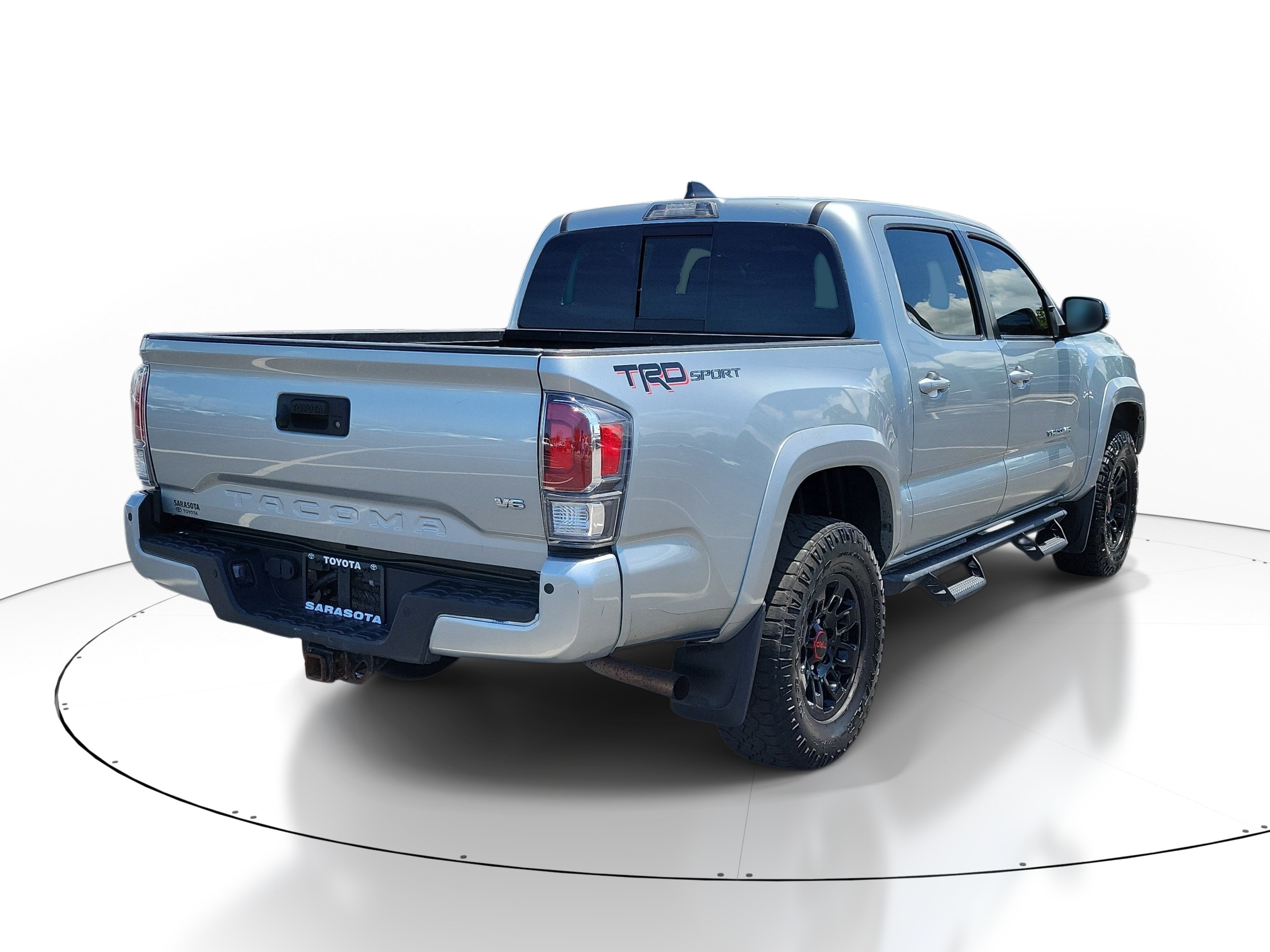 Used 2022 Toyota Tacoma TRD Sport w/ Technology Package RWD image 6