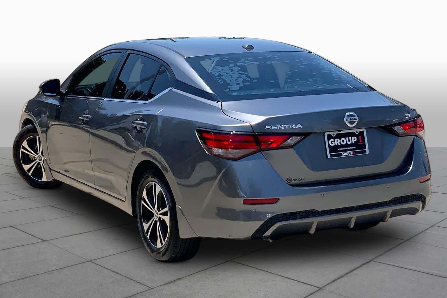 Used 2020 Nissan Sentra SV FWD image 12