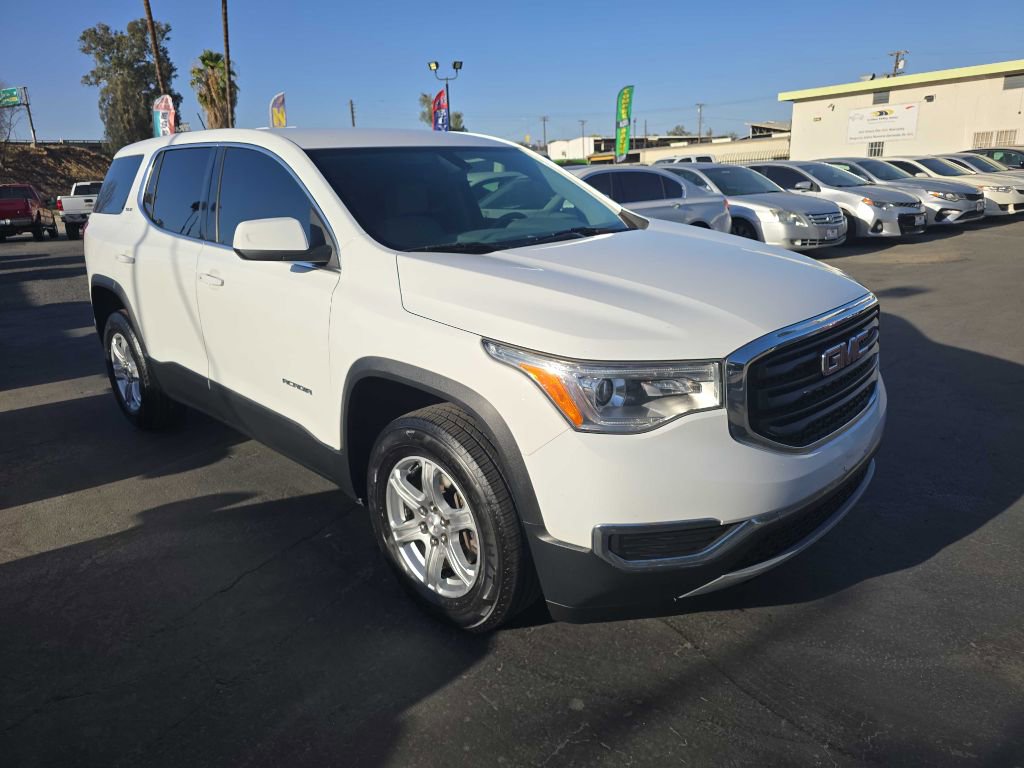Used 2018 GMC Acadia SLE image 2