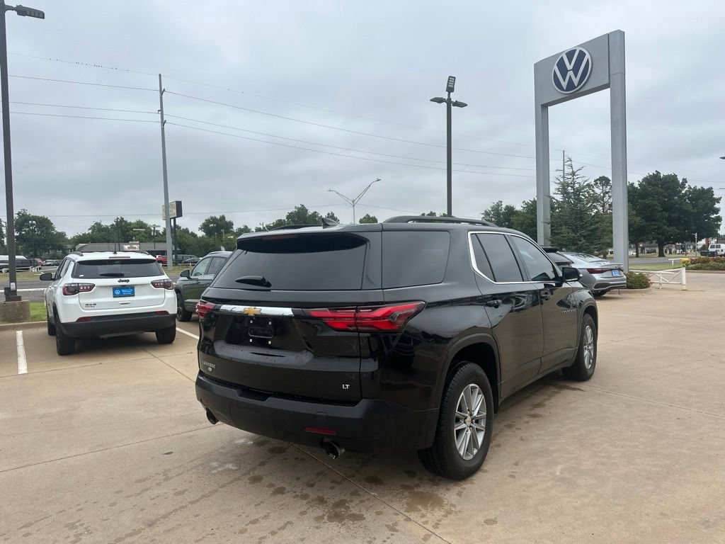 Used 2023 Chevrolet Traverse LT FWD image 5