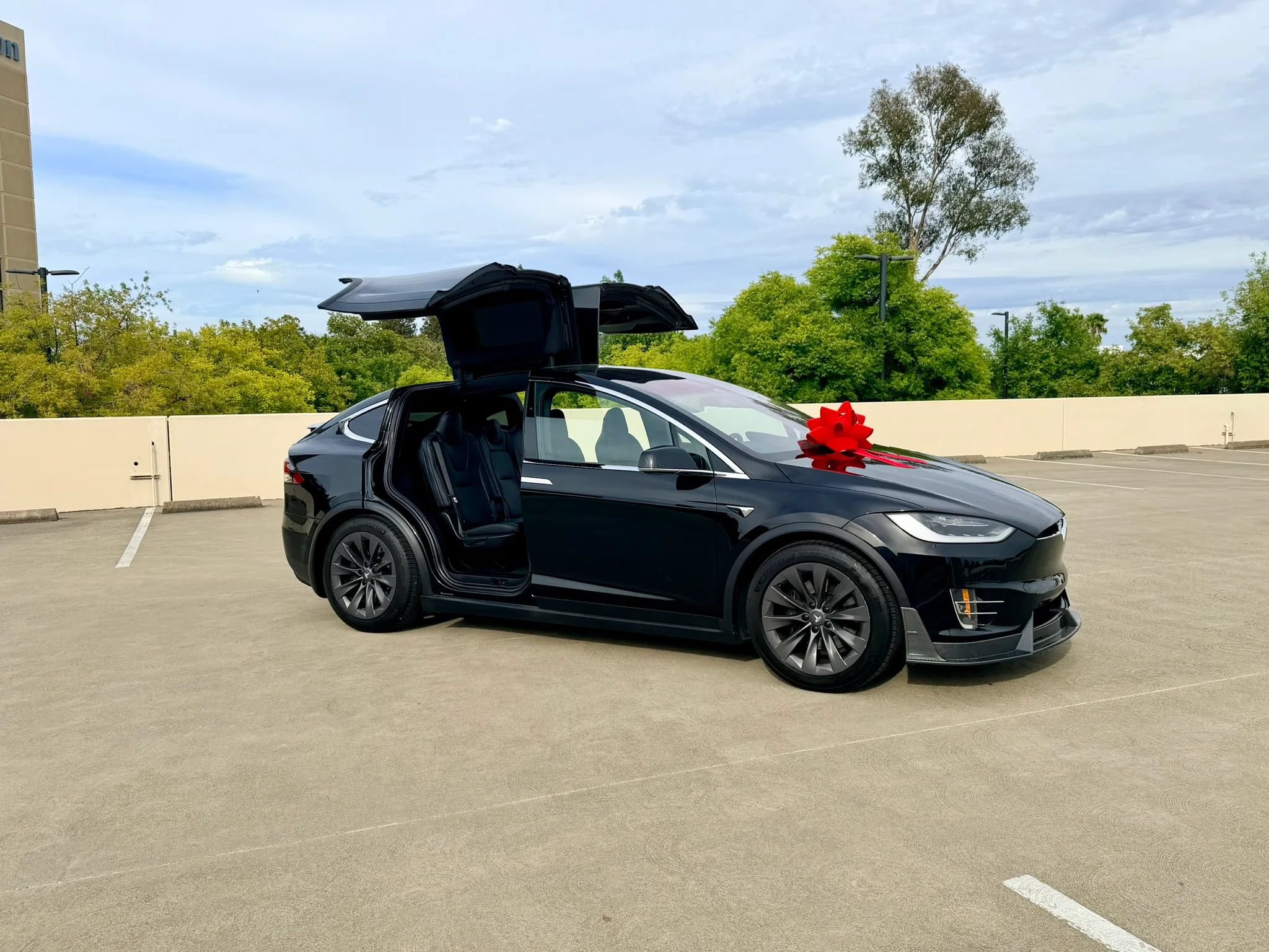 Used 2018 Tesla Model X P100D AWD/4WD image 3