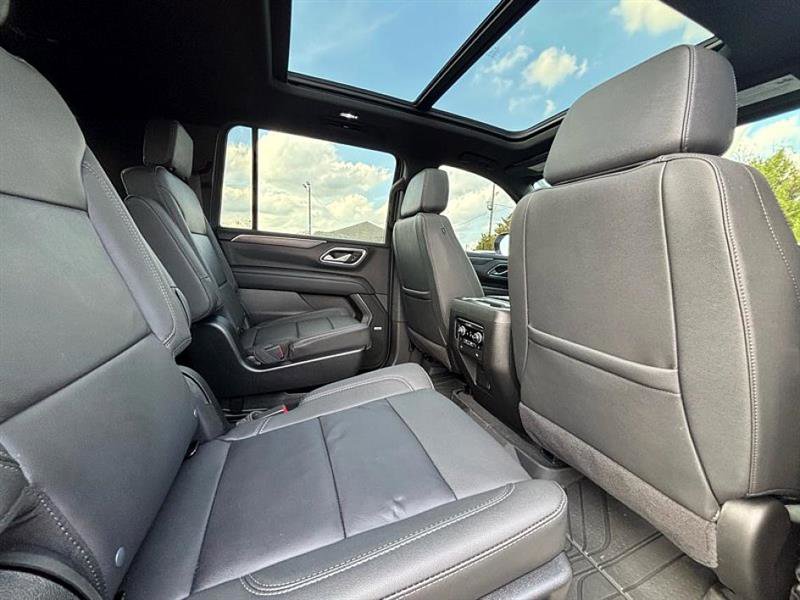 Used 2024 Chevrolet Suburban Z71 w/ Luxury Package image 50