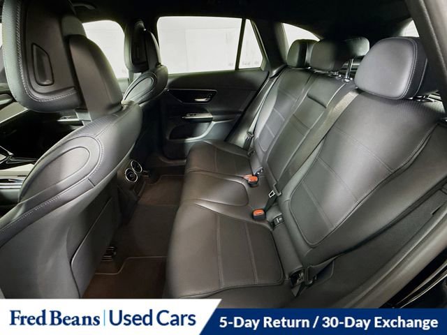 Used 2024 Mercedes-Benz GLC 300 4MATIC image 25