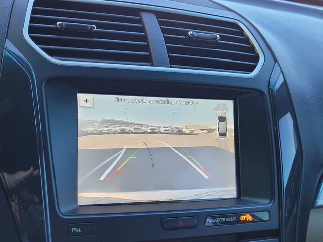 Used 2017 Ford Explorer XLT w/ Equipment Group 202A FWD image 10