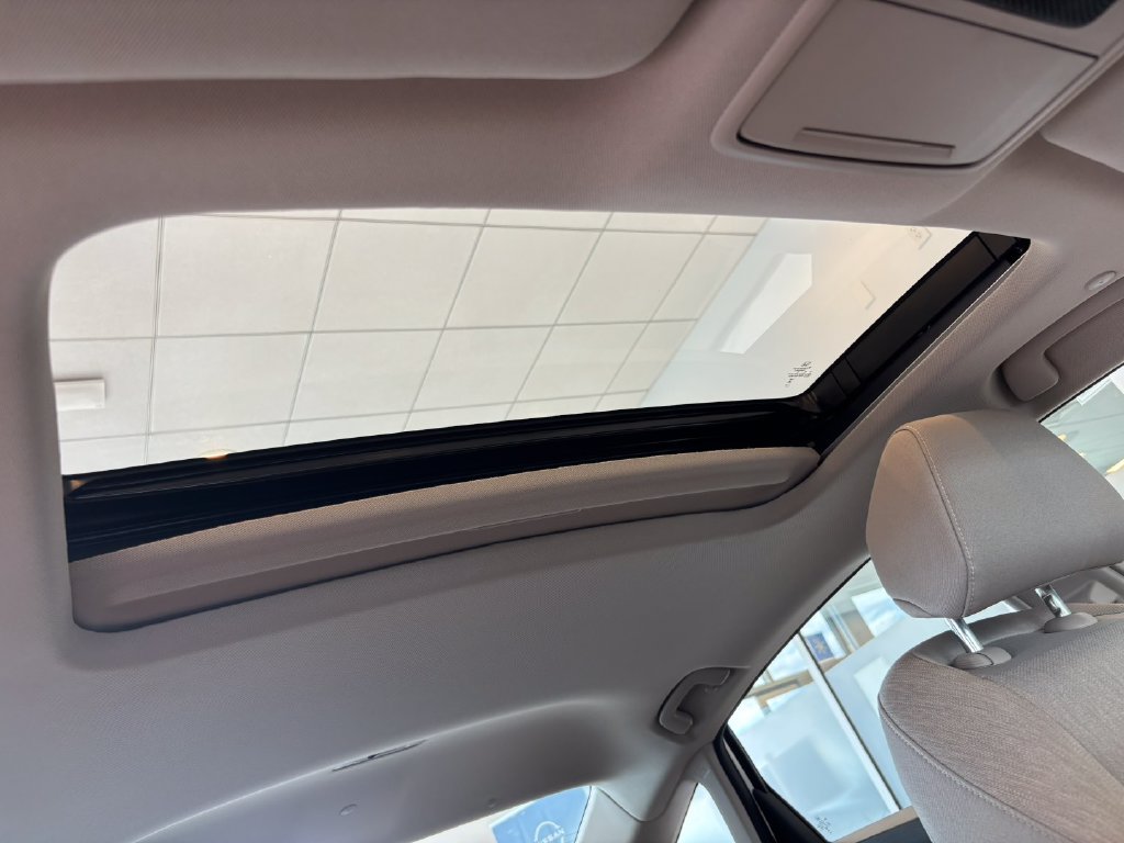 Used 2023 Honda Accord EX image 27