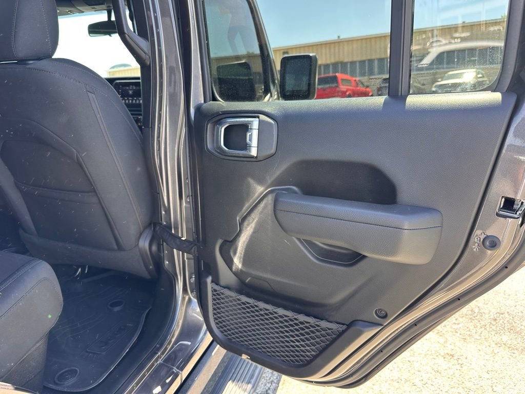 Used 2022 Jeep Gladiator Sport image 19