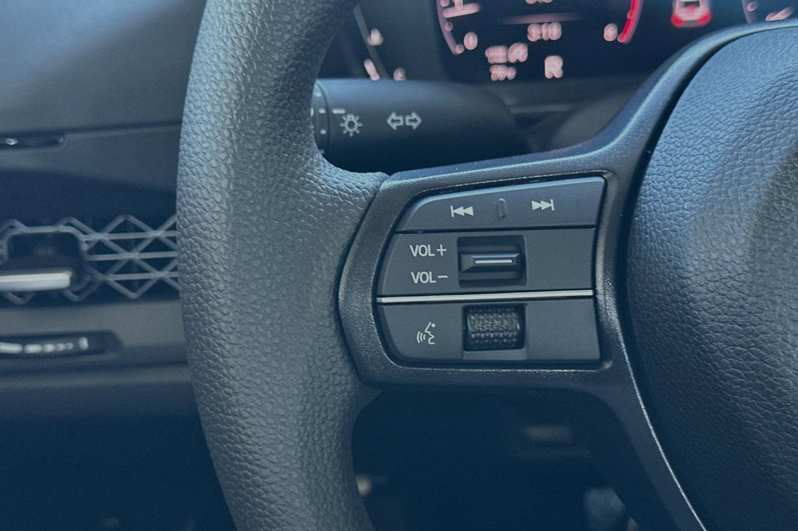 New 2025 Honda Accord SE image 18