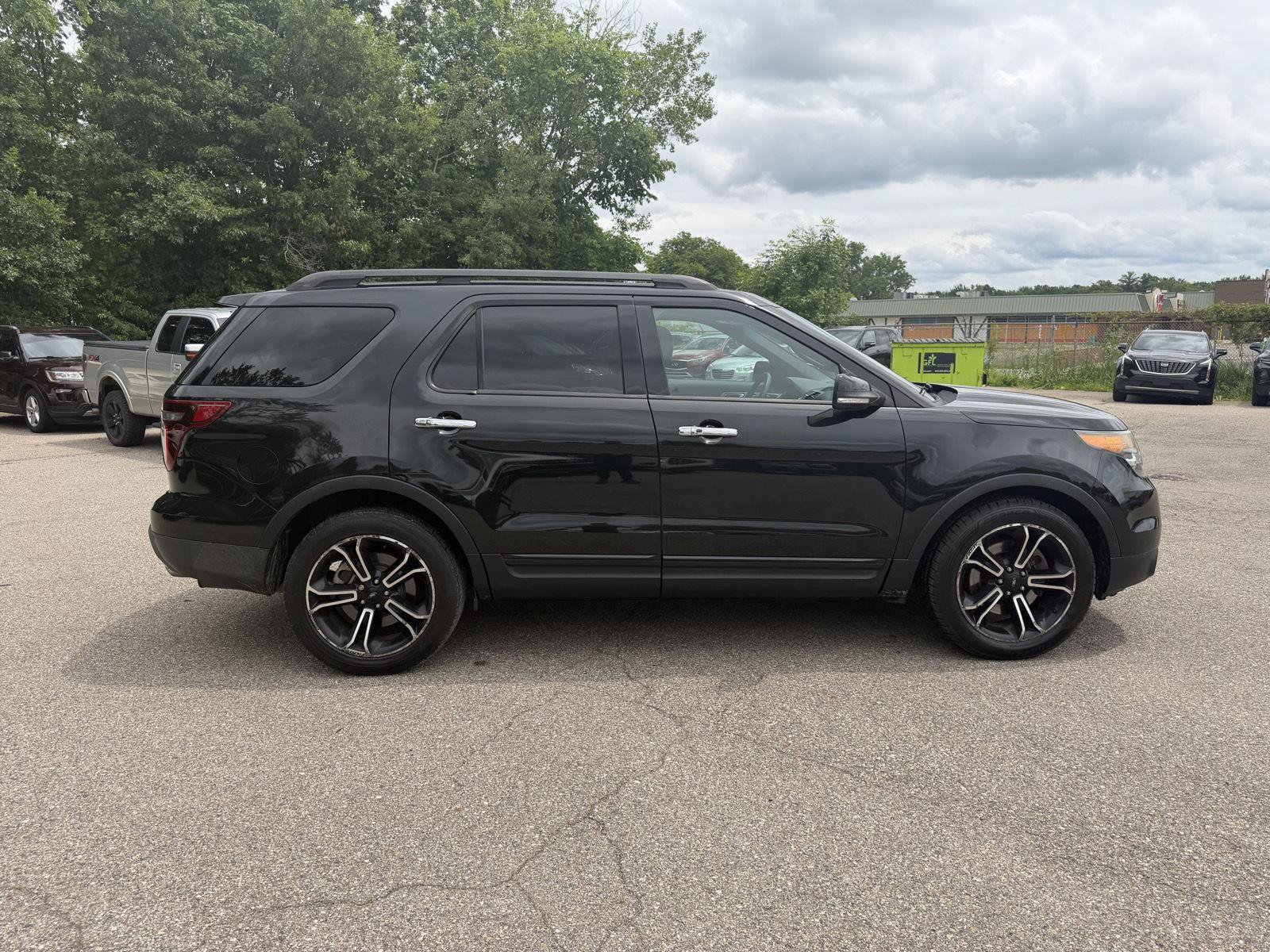 Used 2014 Ford Explorer Sport w/ Equipment Group 401A AWD/4WD image 8