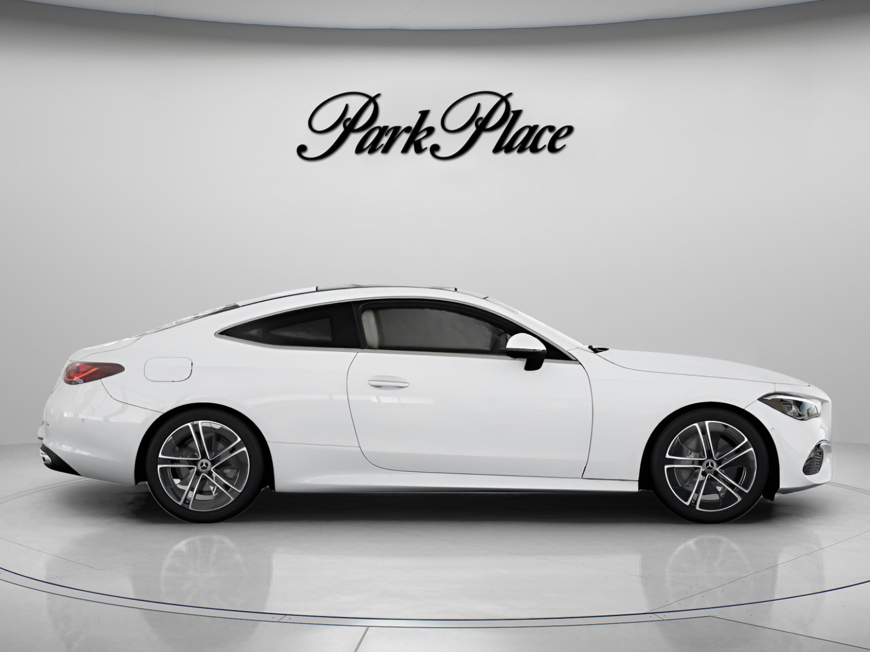 Certified 2026 Mercedes-Benz CLE 300 4MATIC Coupe image 27