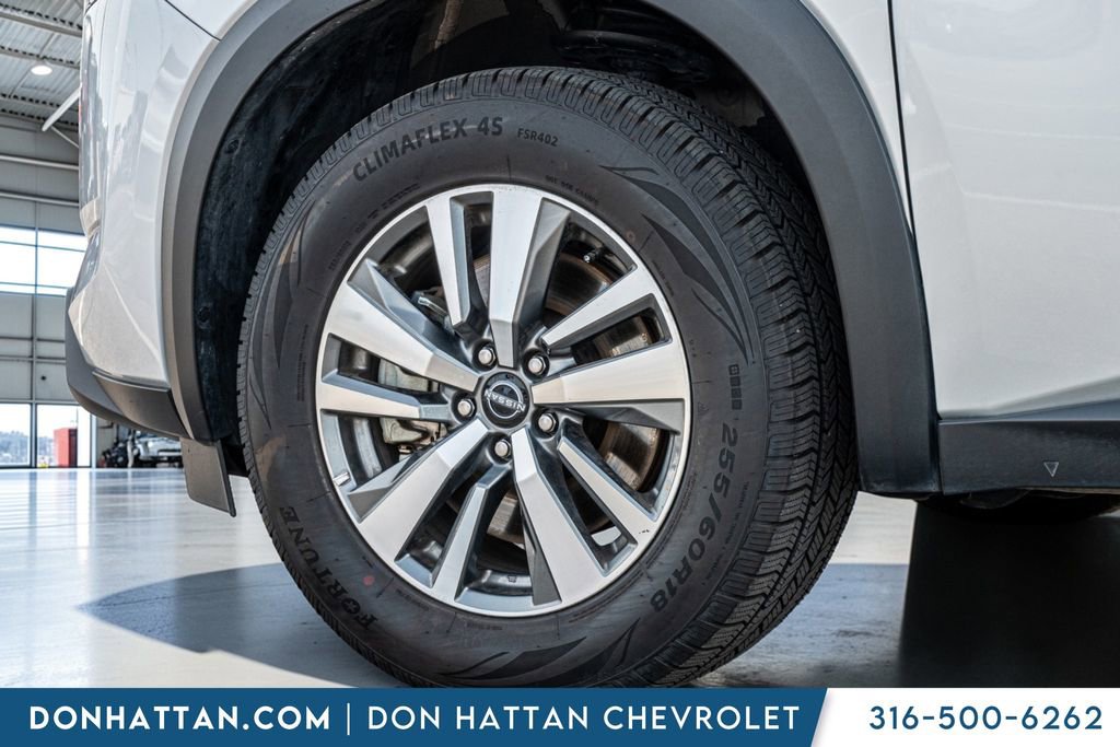 Used 2025 Nissan Pathfinder SL image 38