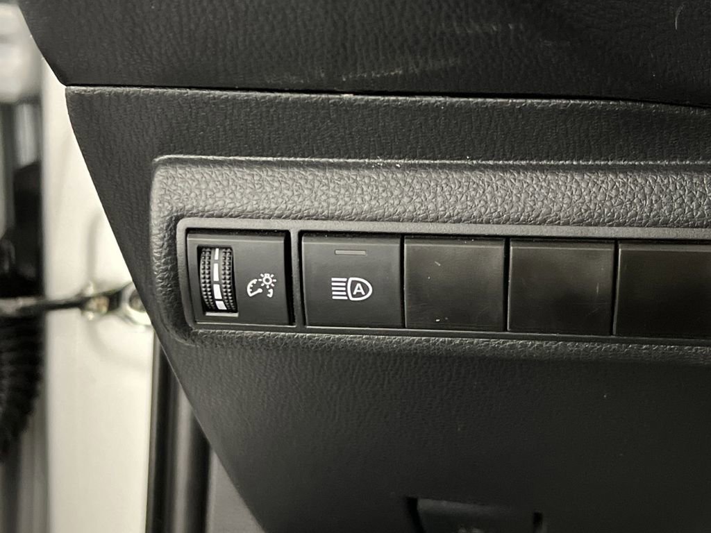 Used 2024 Toyota Corolla LE image 33