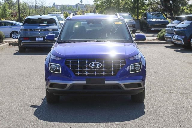 Certified 2024 Hyundai Venue Limited image 7