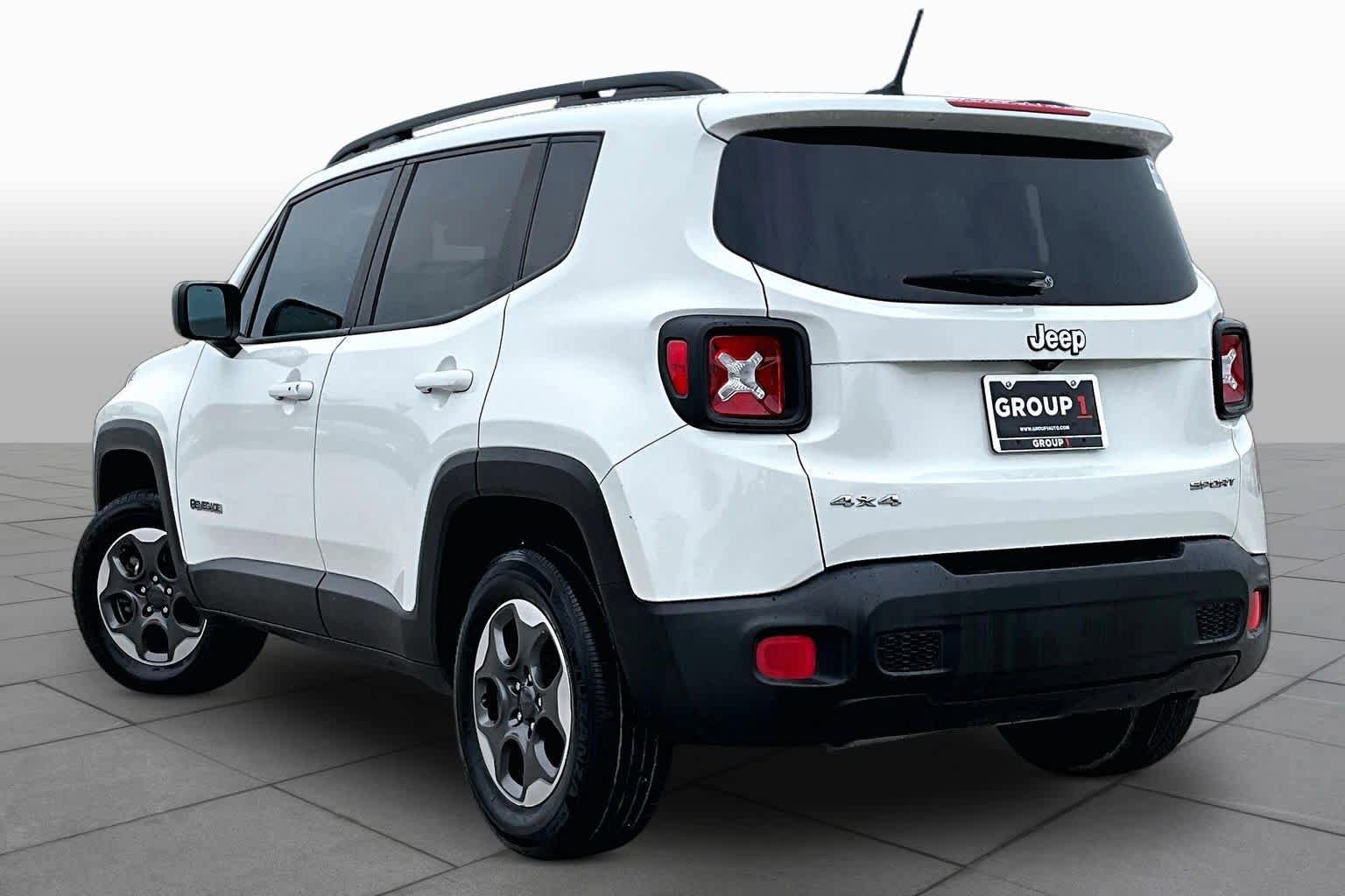 Used 2017 Jeep Renegade Sport w/ Power & Air Group AWD/4WD image 12