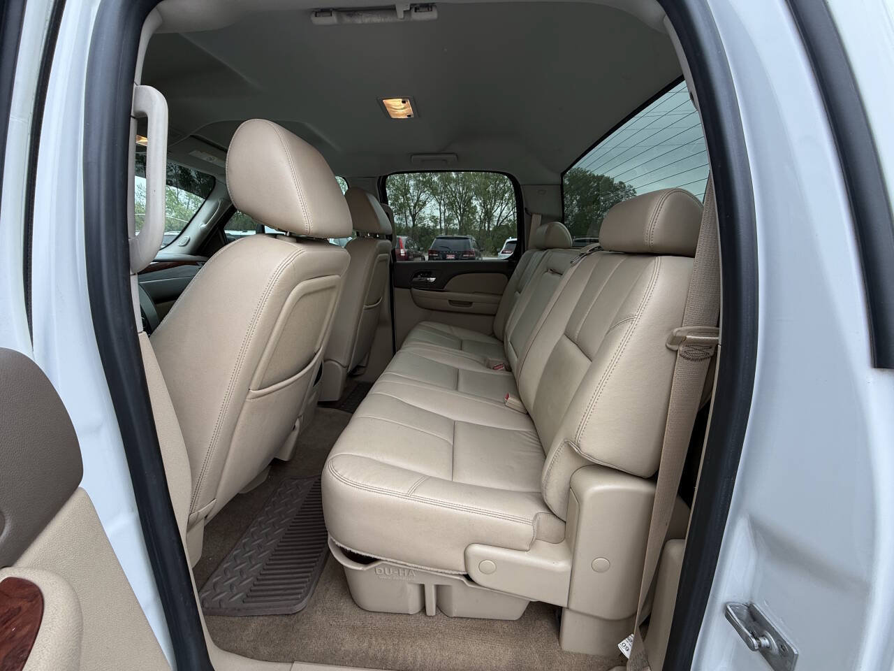 Used 2009 GMC Sierra 3500 SLT AWD/4WD image 26
