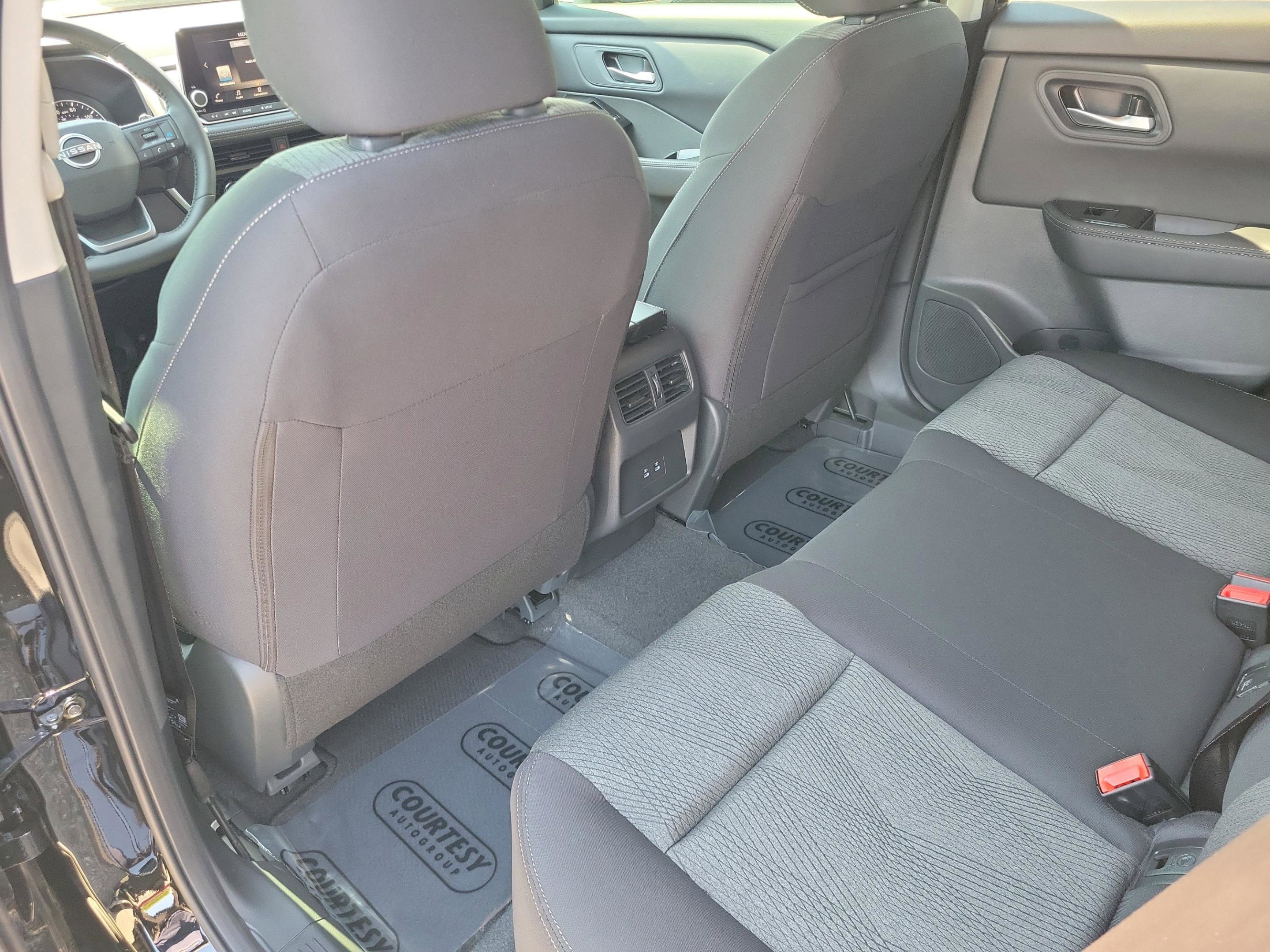 New 2026 Nissan Rogue SV w/ Cold Weather Package FWD image 12