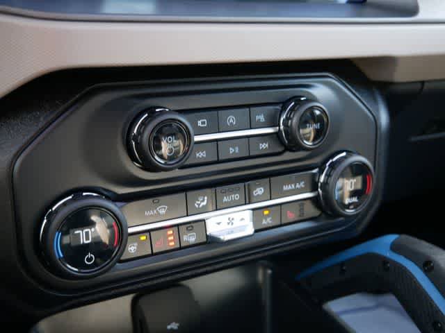 Used 2024 Ford Bronco Wildtrak AWD/4WD image 10