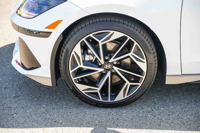 Certified 2025 Hyundai Ioniq 6 SEL image 11