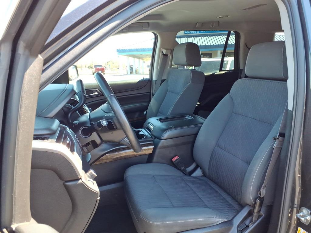 Used 2016 Chevrolet Tahoe LS image 4