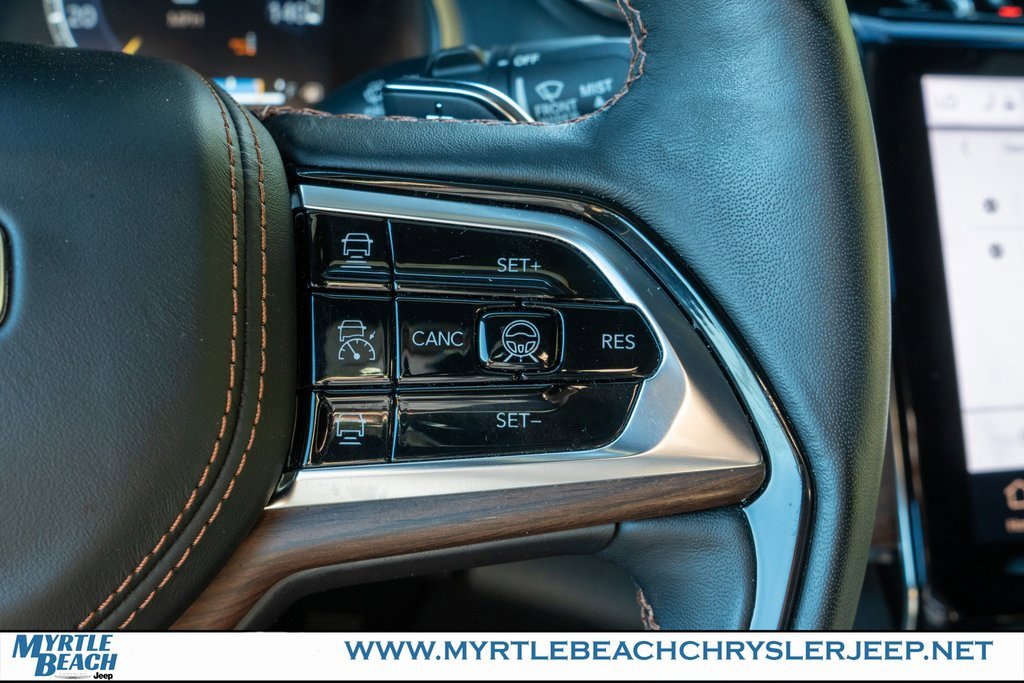 Certified 2024 Jeep Grand Cherokee L Summit w/ High Altitude Package image 27