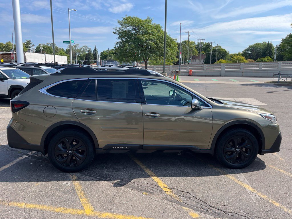 Certified 2022 Subaru Outback Touring XT AWD/4WD image 2