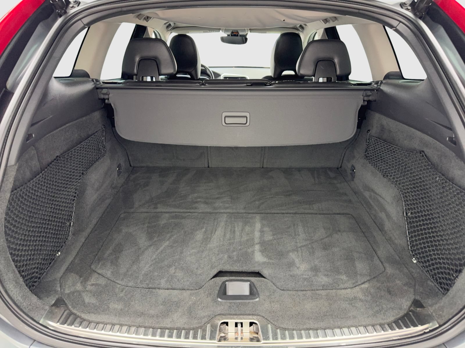 Used 2016 Volvo XC60 T6 AWD/4WD image 46