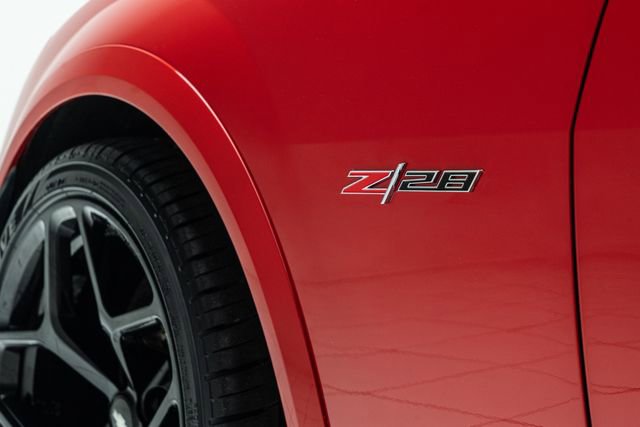 Used 2015 Chevrolet Camaro Z/28 RWD image 21