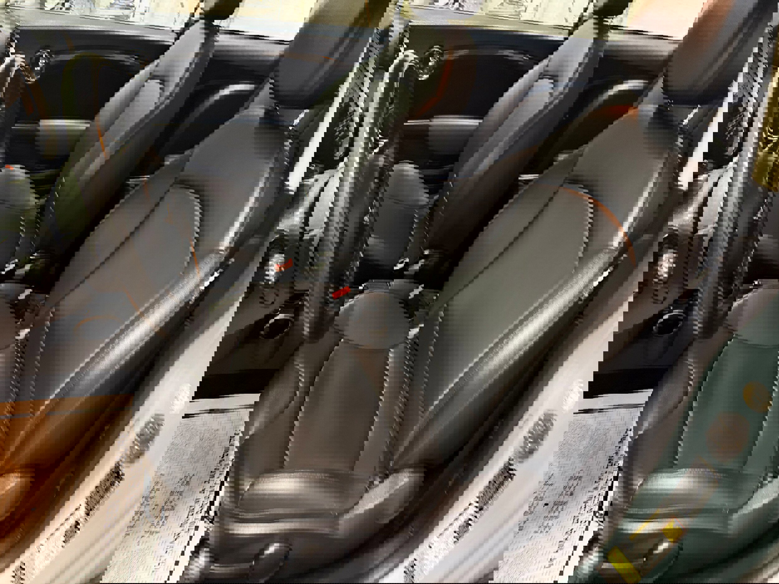 Used 2011 MINI Cooper S image 32