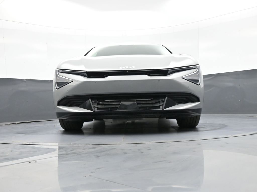 New 2025 Kia EV6 Wind image 28