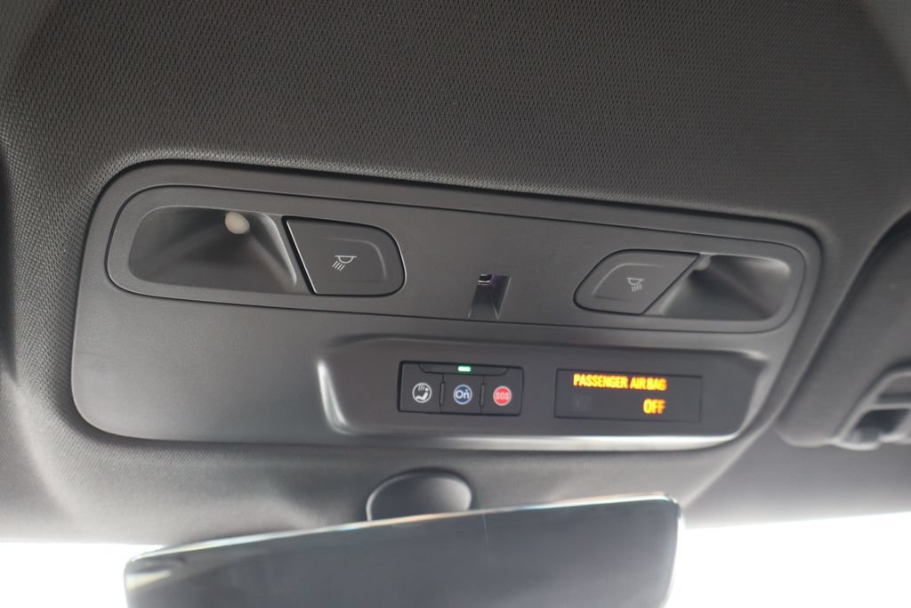 Used 2022 Chevrolet Camaro ZL1 RWD image 18
