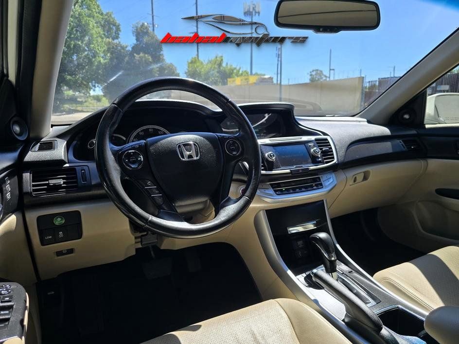 Used 2013 Honda Accord EX-L image 17
