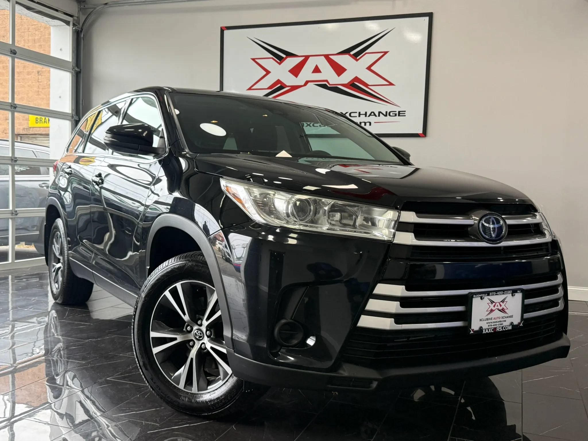 Used 2019 Toyota Highlander LE