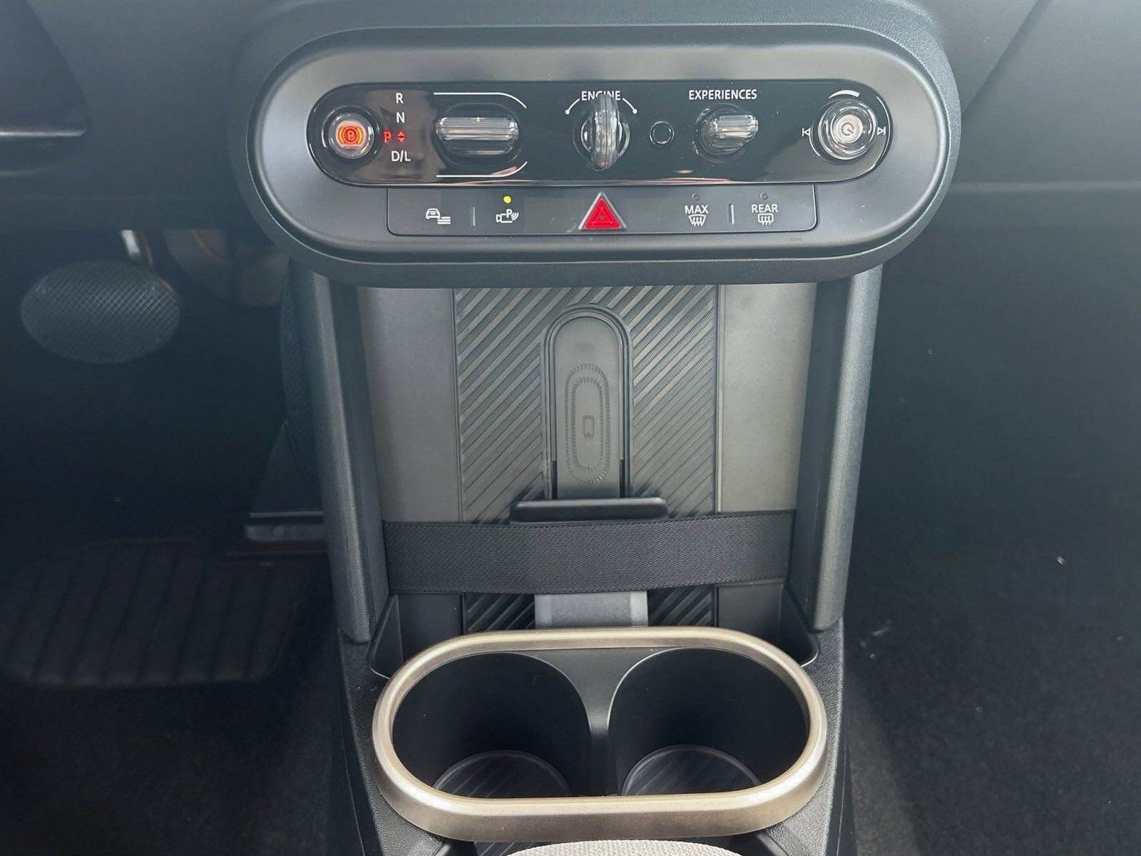 Certified 2025 MINI Cooper 2-Door Hardtop image 29