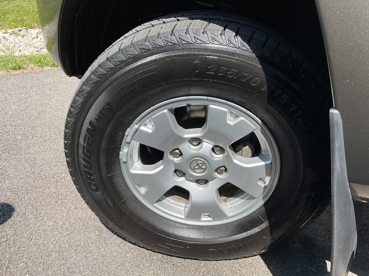 Used 2015 Toyota Tacoma PreRunner w/ TRD Off-Road Package RWD image 52