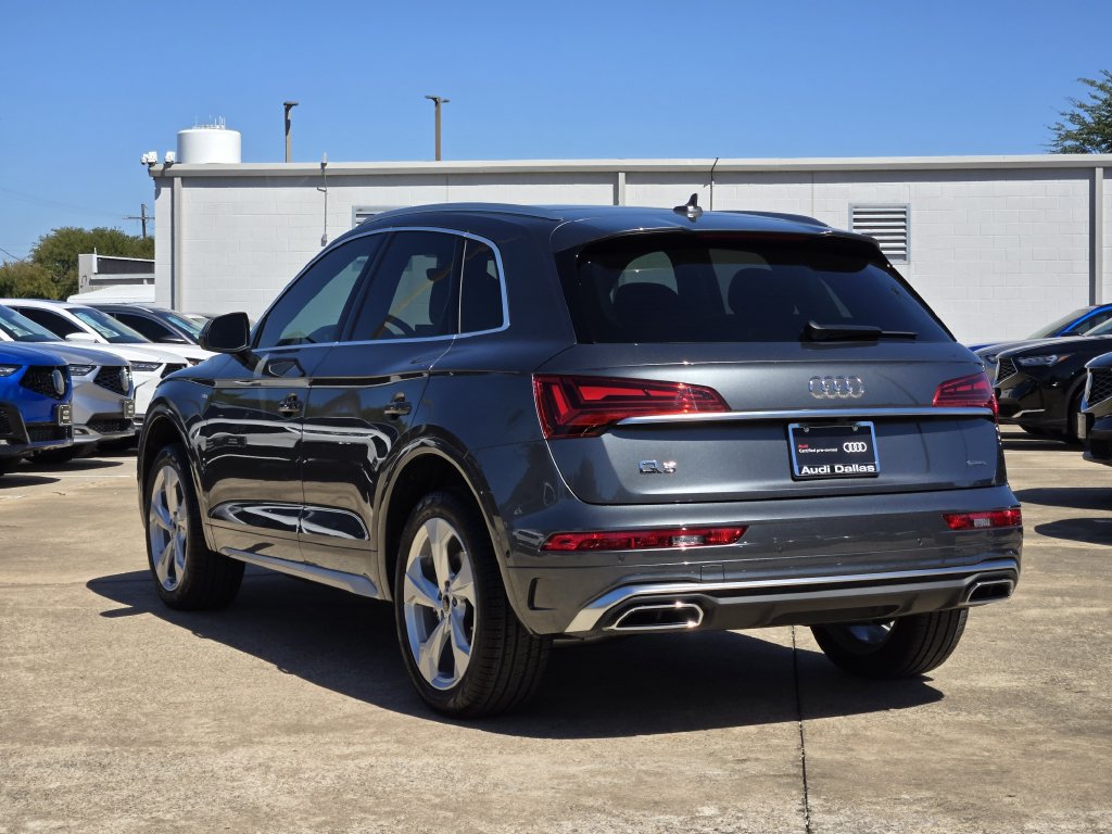 Certified 2024 Audi Q5 2.0T Prestige w/ Prestige Package AWD/4WD image 11