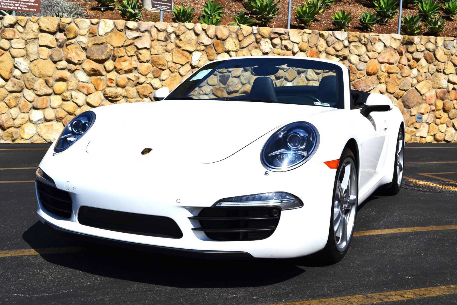 Used 2012 Porsche 911 Carrera RWD image 10