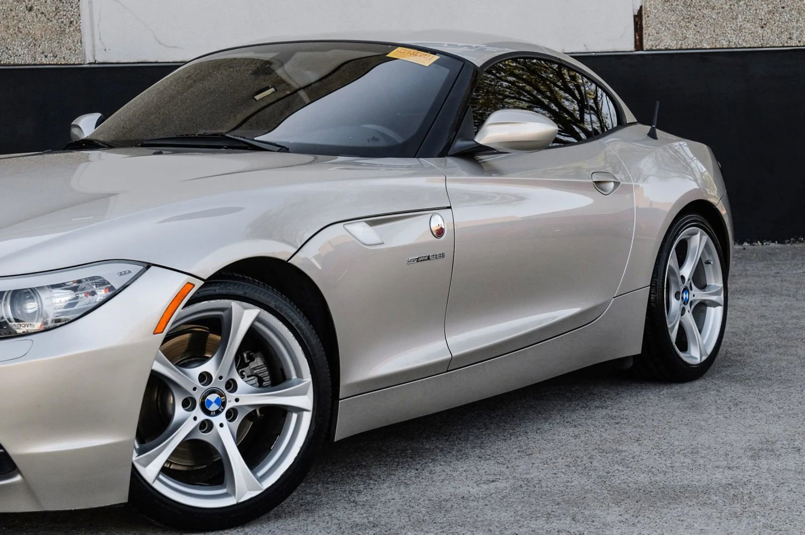 Used 2012 BMW Z4 sDrive28i image 5