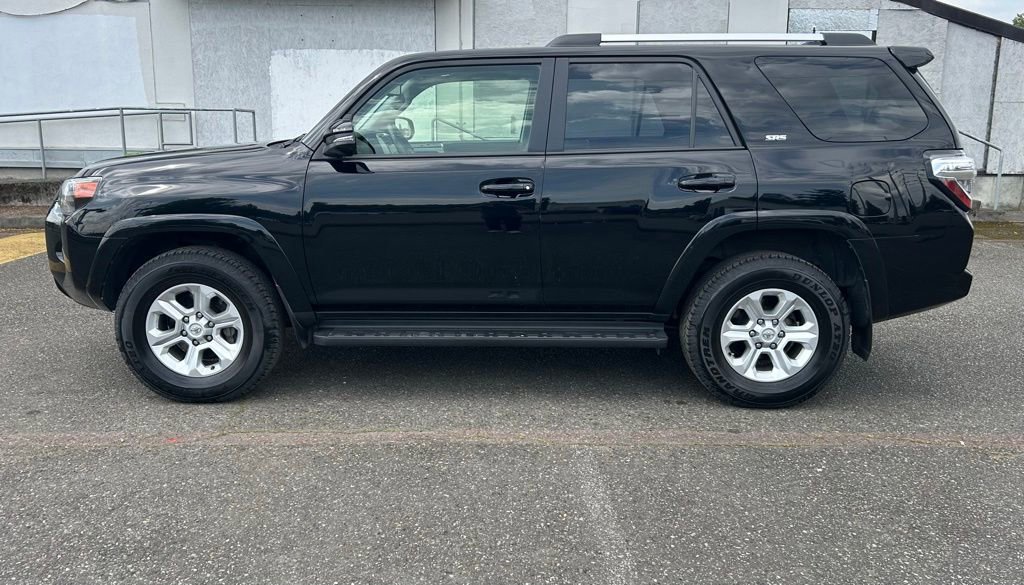 Certified 2024 Toyota 4Runner SR5 Premium w/ Moonroof Package AWD/4WD image 8