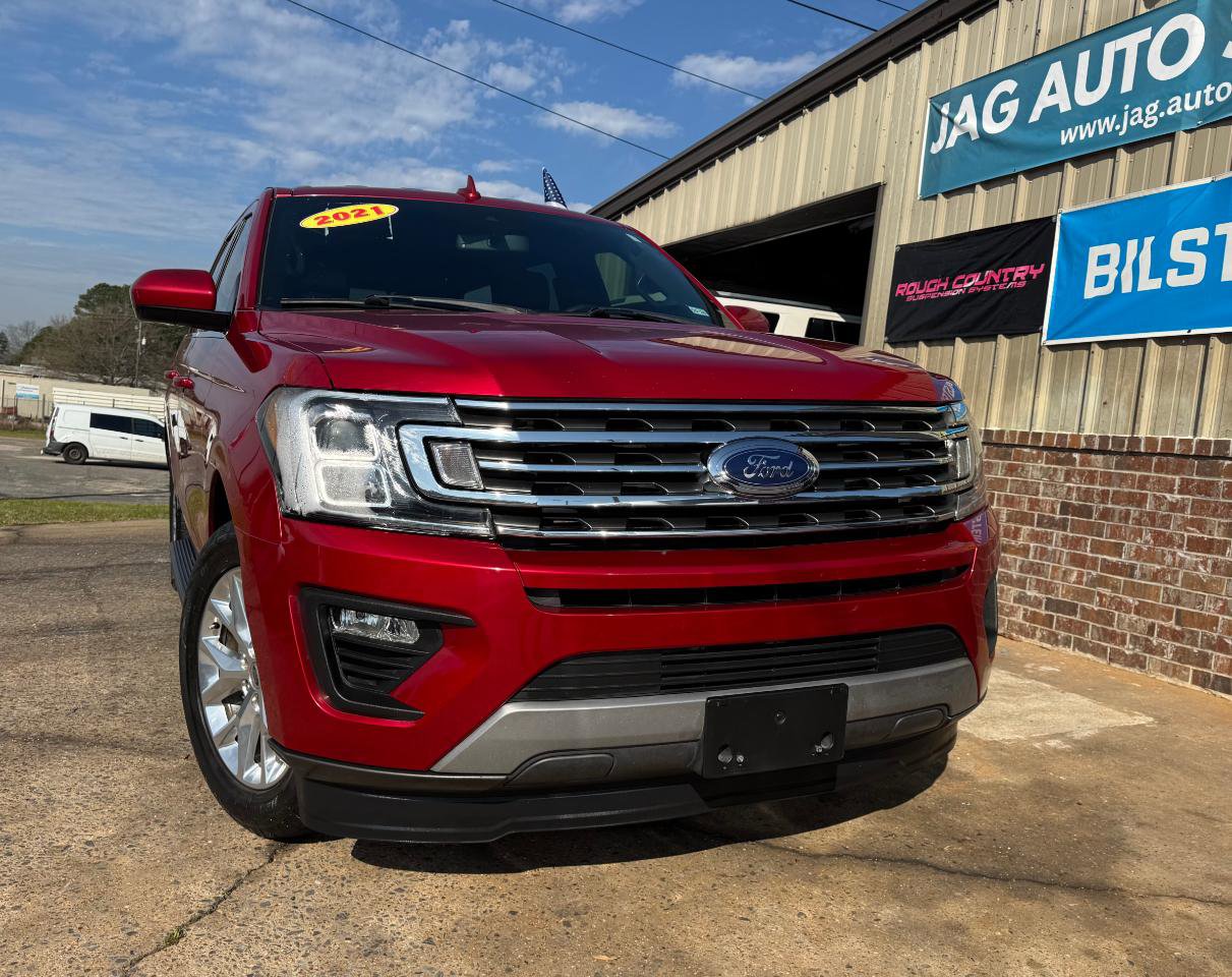 Used 2021 Ford Expedition XLT RWD image 2