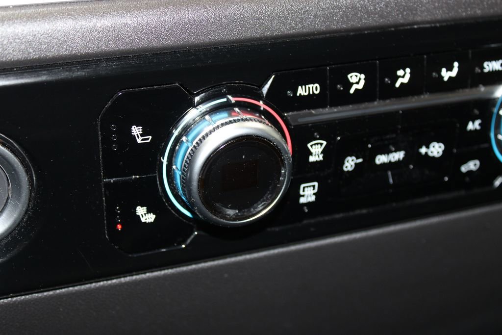 Used 2024 GMC Sierra 1500 SLT image 41