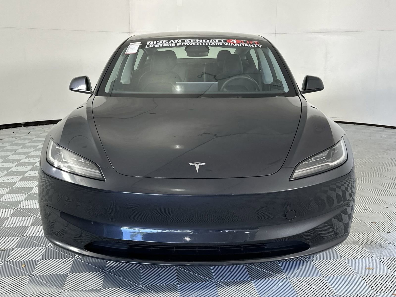 Used 2024 Tesla Model 3 Standard Range RWD image 3