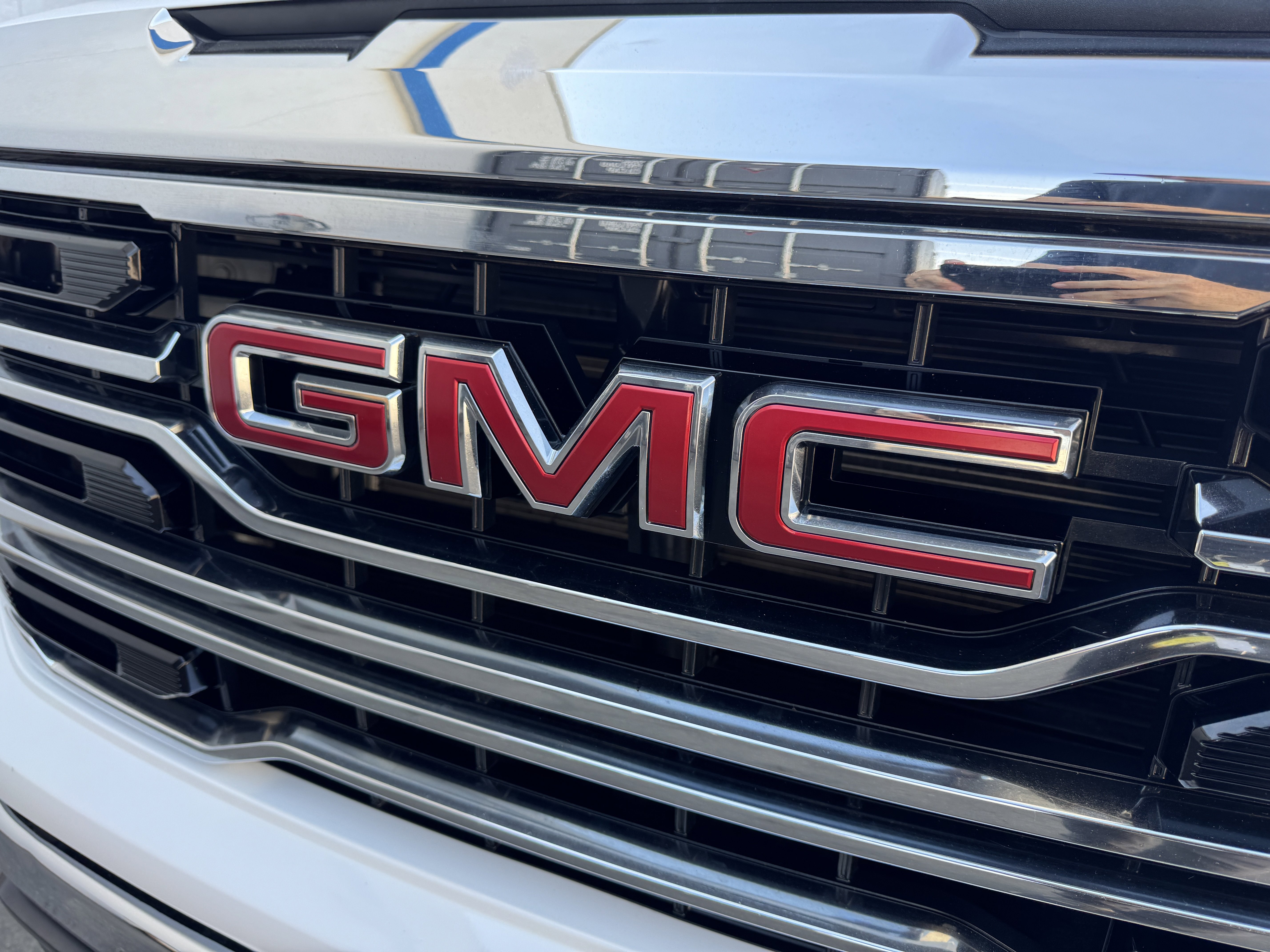Certified 2024 GMC Sierra 1500 SLT image 25