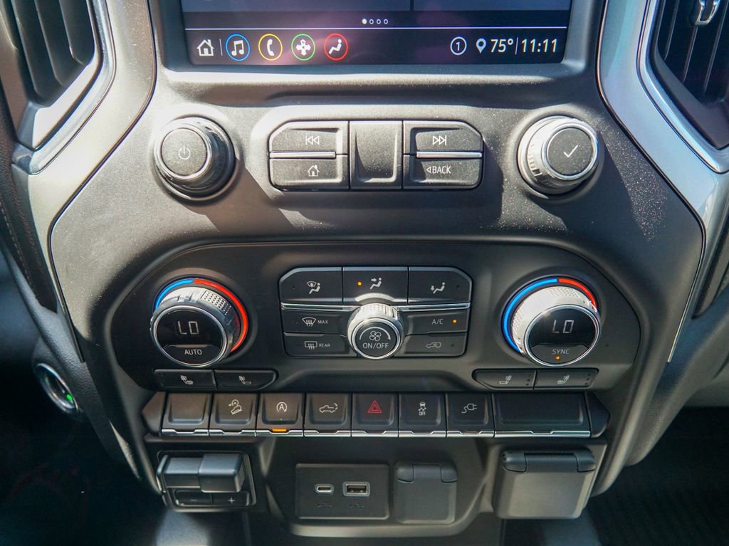 Used 2020 Chevrolet Silverado 1500 RST image 28