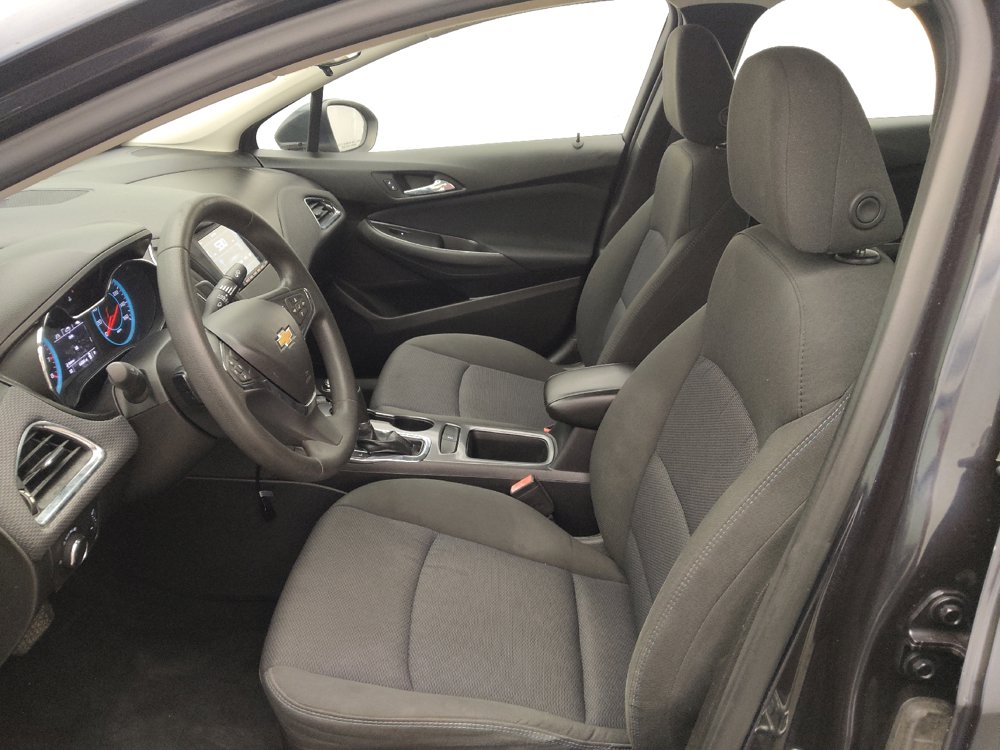 Used 2016 Chevrolet Cruze LT FWD image 17