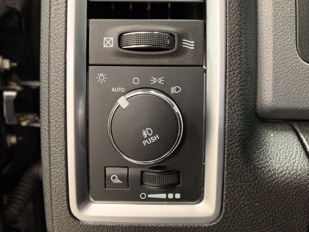 Used 2014 RAM 1500 Big Horn AWD/4WD image 23