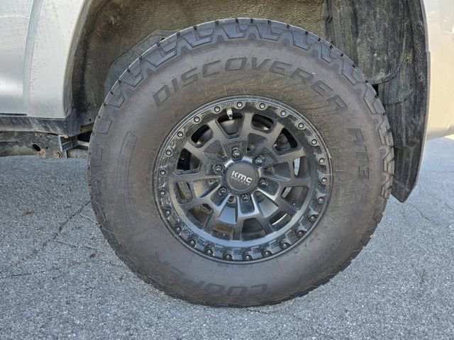 Used 2018 Toyota 4Runner SR5 Premium image 9